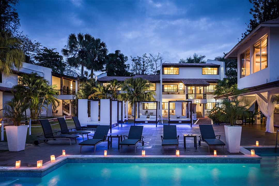 Bluebay Villas Doradas Relaxation Pool