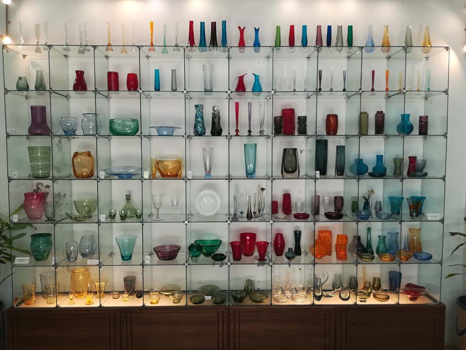 Crystal & Glass Museum display